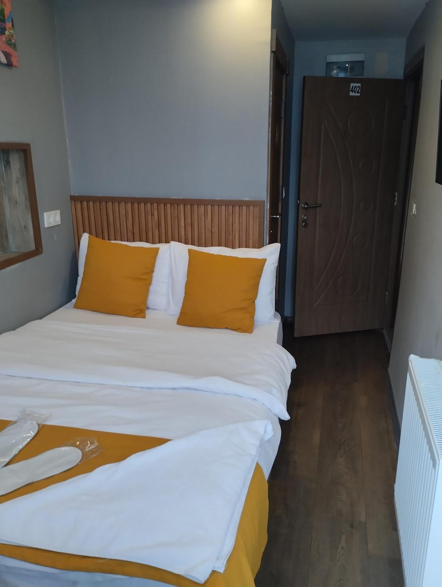 Mr Lion Kumkapi Otel Istanbul Exterior photo
